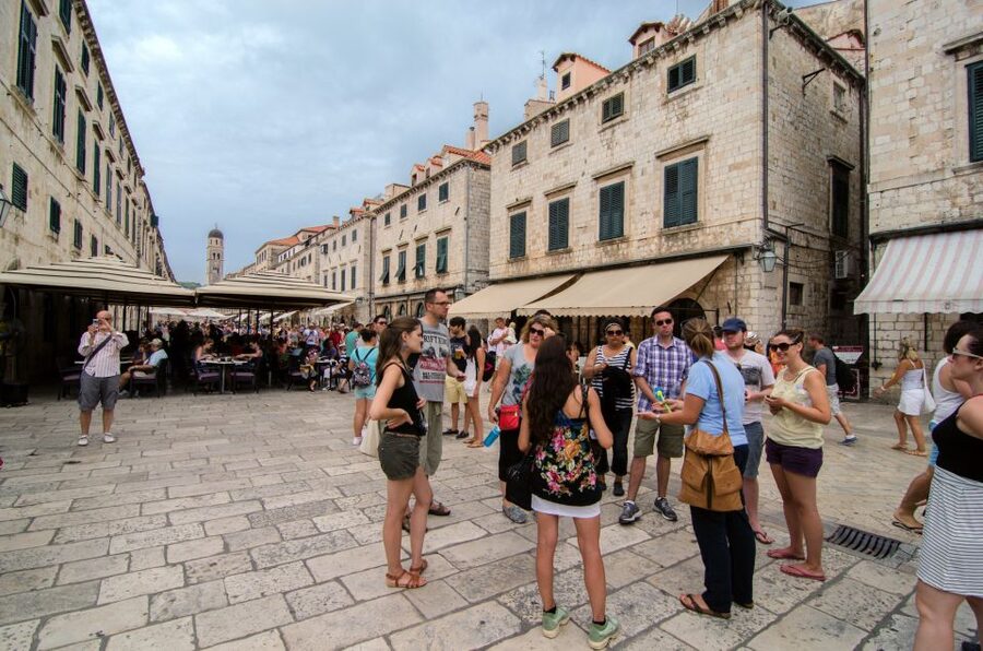 1.5-Hour Walking Tour of Dubrovnik's Old Town - Onofrio’s Fountain and the aqueduct that explains everything