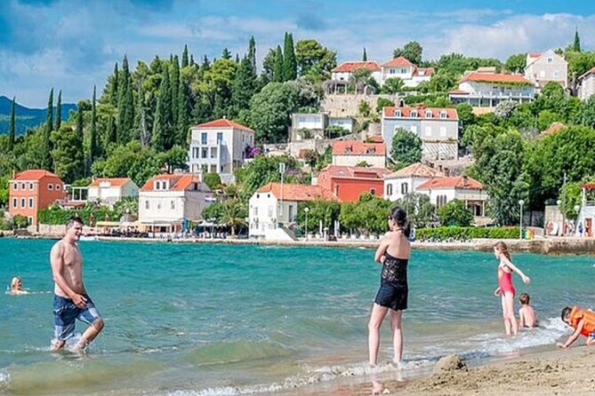 4 Hours Caves, Snorkeling and Swimming Tour in Dubrovnik - Stop 3, Sunj Beach on Lopud: shallow water and a long enough break