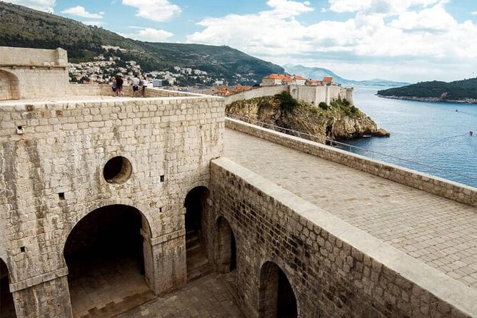 4-in-1 Ultimate Game of Thrones Bundle in Dubrovnik (Save €15) - Pile Gate: the main entrance that sets the scene
