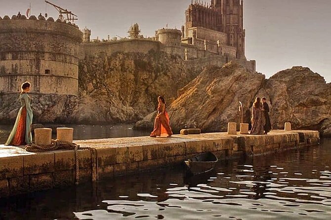 4-in-1 Ultimate Game of Thrones Bundle in Dubrovnik (Save €15) - Grand Maester’s Alchemy Lab escape room: find the wildfire
