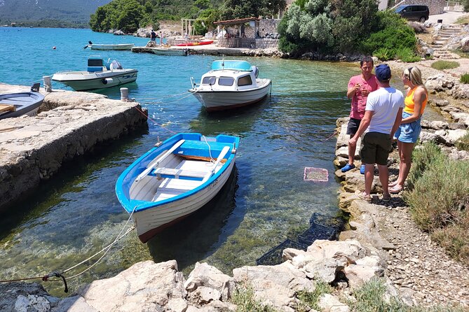 Authentic private viewpoint wine&dine tour - Brsečine Private Viewpoint: The Coast Finale With Wine and Calm