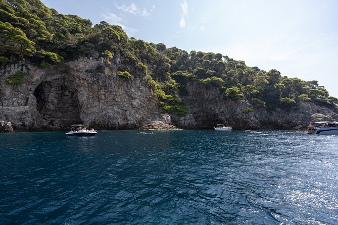 Beneteau Flyer 7.7 Spacedeck Cruise - Lopud Island after the beach: nature walks, swimming coves, and food options