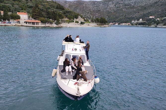 Blue Cave and caves Discovery Dubrovnik - Group Tour by Boat - Crowds, boat size, and comfort: what to expect on busy days