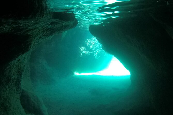 Blue Cave and Green Caves Boat Tour - Stop 2: Kolocep Island Caves, Green, Purple, and Canyon in One Area