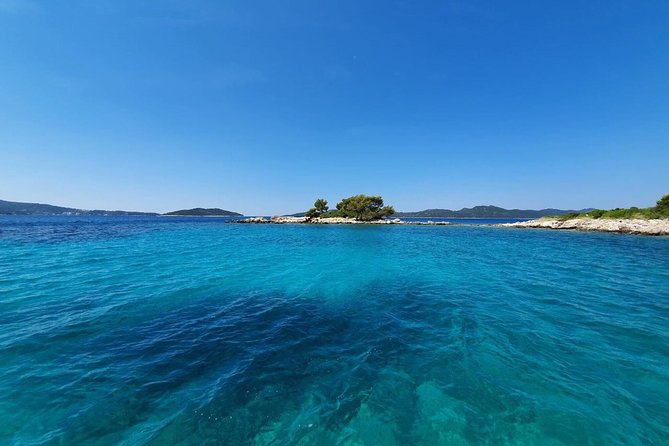 Blue Cave and Islands Tour by speedboat from Dubrovnik - Panoramic sail past Dubrovnik’s walls, why it sets the tone