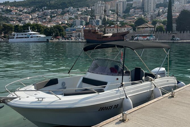BLUE CAVE & ELAPHITI ISLANDS 4 HOURS ALL INCLUSIVE boat tour - Price and Value: $473.17 for a Private Group Up to 7