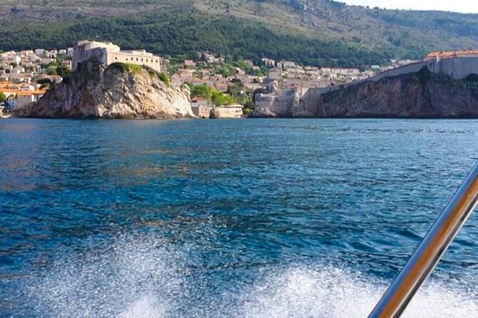 Blue Caves & Crystal Waters - Meeting at Lapadska Obala Pier: how to make boarding smooth