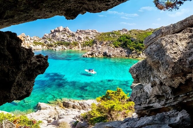 Blue & Green Cave Tour with Elaphite Island Stop from Dubrovnik - Gruz Port to the Elaphiti Islands: How the boat day really begins