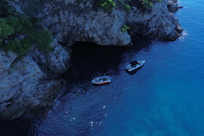 Cave boat tour -All Inclusive - Other caves and coastal stops: how to get value from limited time