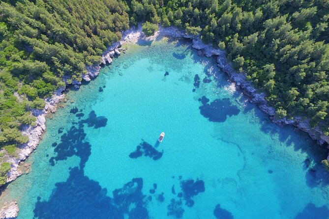 Cave boat tour -All Inclusive - Kolocep Island cruising: what your skipper is actually responsible for