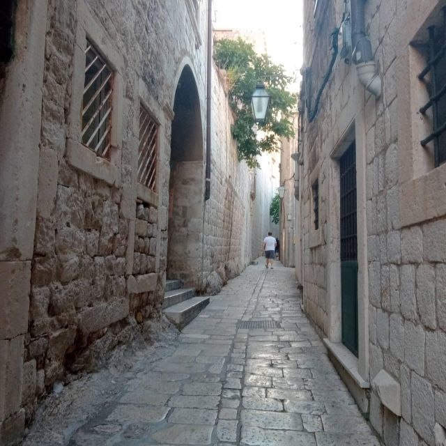 Charm of Old Dubrovnik - Meeting point at Ploče gate, Frana Supila 2