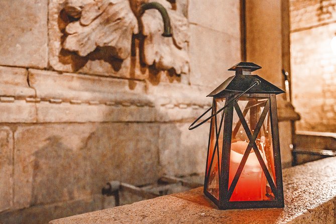Dark Tales of the Old Town - Meeting at Onofrio’s Large Fountain, then into the shadows