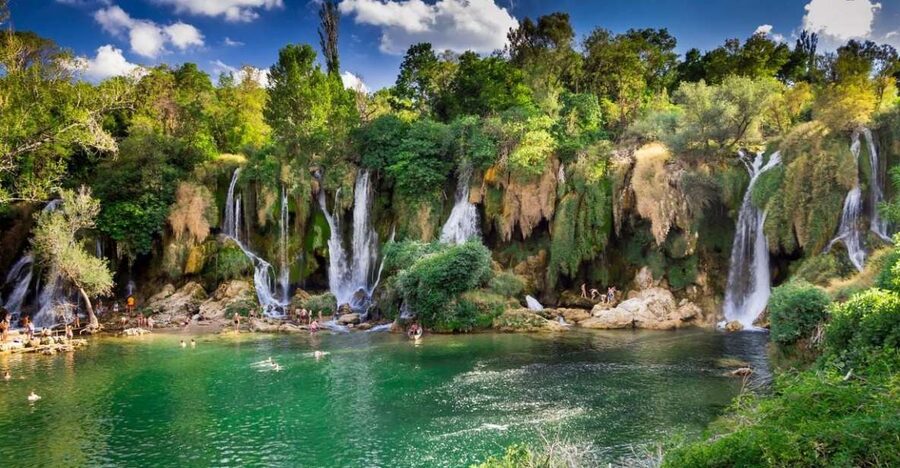 Day Trip From Dubrovnik: Mostar & Kravice Waterfalls - Crossing Into Bosnia: What the Dubrovnik to Mostar Day Really Means