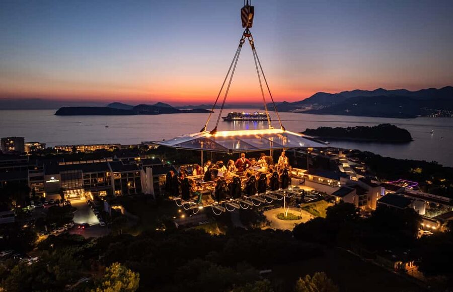 Dinner in the Sky Dubrovnik - Sunset Dinner vs daytime 360-panorama: timing changes everything