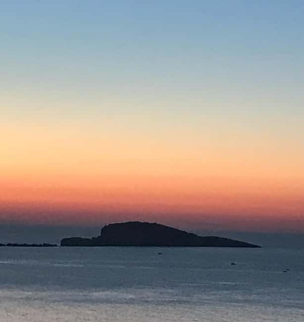 Dubrovnik: 1 Hour Sunset Cruise Around Old City Dubrovnik - Who should book this Dubrovnik sunset cruise, and who should skip it