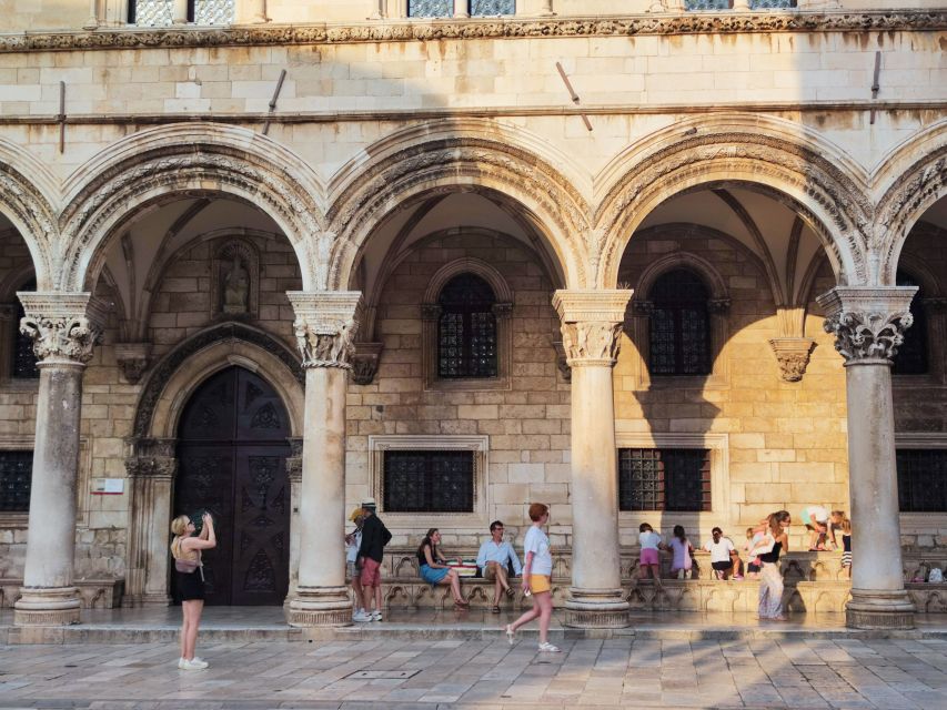 Dubrovnik: 2h Old Town Private Guided Tour - Architecture styles you can actually spot in 2 hours