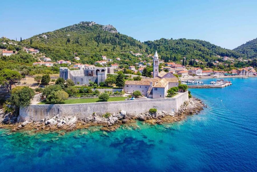 Dubrovnik: 3 Islands Fun Boat Trip with Drinks (FR, ES, EN) - Sipan Island: olive country, historic houses, and a faster island visit