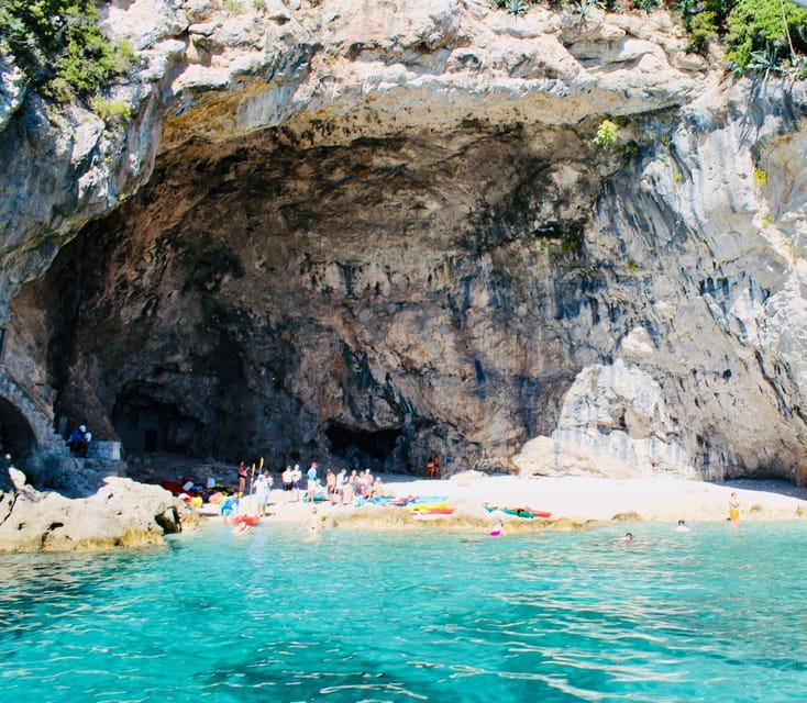 Dubrovnik: 6 hours Blue cave & Elaphiti with optional lunch - Unlimited drinks onboard: what changes when you don’t have to hunt a bar
