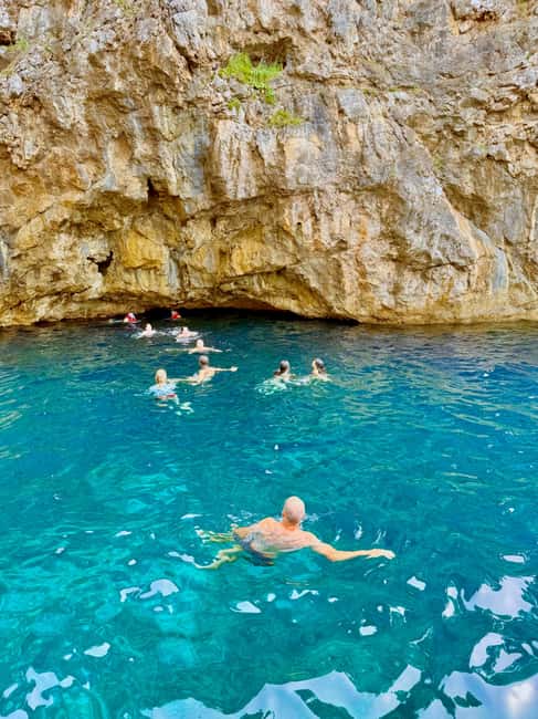 Dubrovnik: 6 hours Blue cave & Elaphiti with optional lunch - Lunch as an add-on: fish, chicken, or vegetarian for 15€ cash