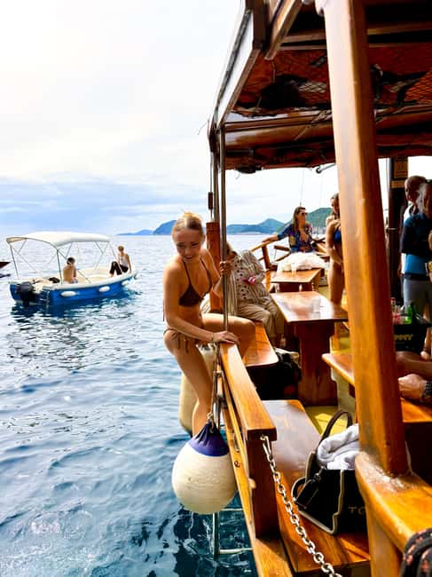 Dubrovnik: 6 hours Blue cave & Elaphiti with optional lunch - Koločep Island: pine-shade wandering and a first sea swim