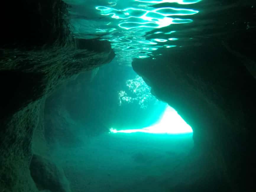 Dubrovnik: Blue Cave and Green Caves Boat Tour from Old City - The 4-hour rhythm: half-day pacing that feels human