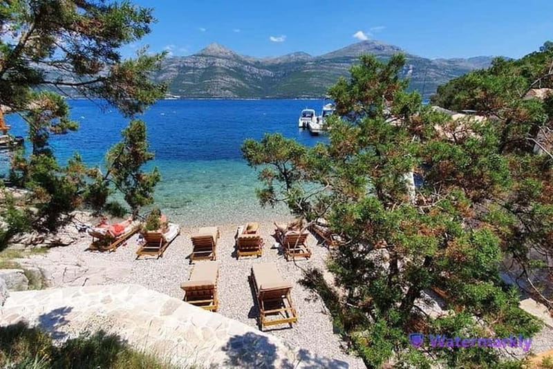 Dubrovnik: Blue Cave and Islands Tour - Cruising past Dubrovnik Old City Walls, the start you will actually remember