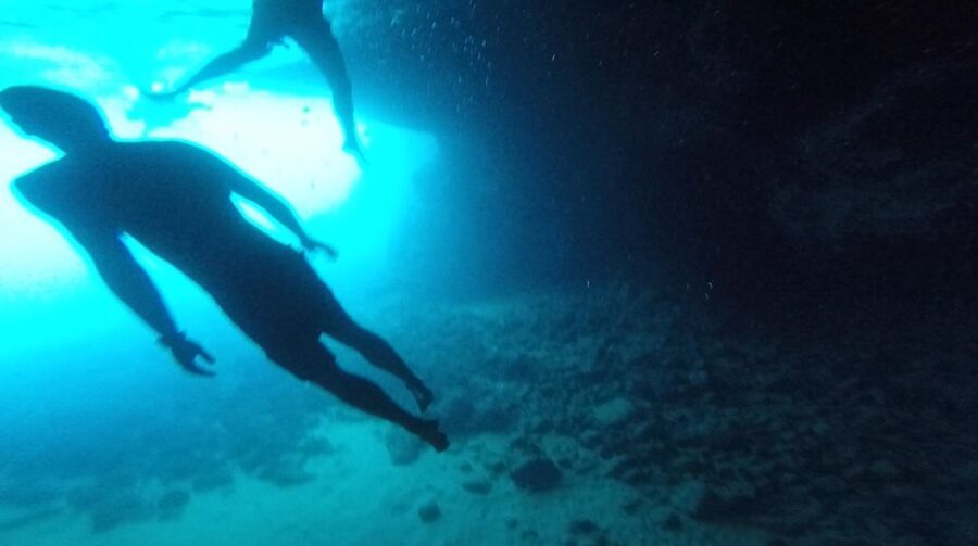Dubrovnik: Blue Cave & Sunj Beach Boat Tour with Drinks - Snorkeling gear and the real safety requirements