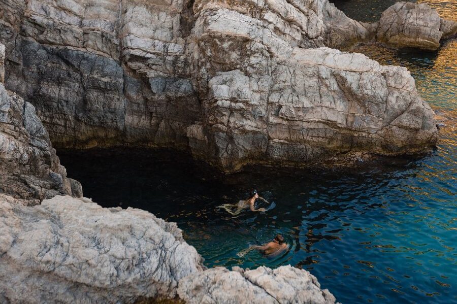 Dubrovnik: Blue Cave Tour with Panoramic Old Town View - Who this Dubrovnik Blue Cave speedboat tour is best for