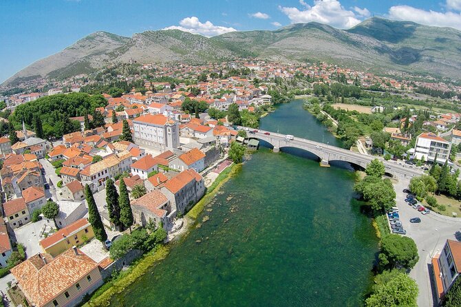Dubrovnik Bosnia-Herzegovina Half-Day Wine Tour with Tastings - Winery Bojanic: four wines with ham and cheese