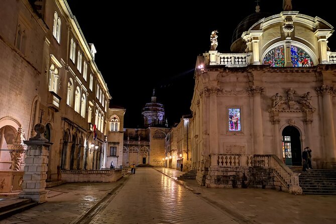 Dubrovnik By Night Walking Tour - Side streets and a drink break feeling, without turning this into a pub crawl