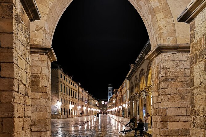 Dubrovnik By Night Walking Tour - Stop 4: Stradun, the Main Street You Think You Know