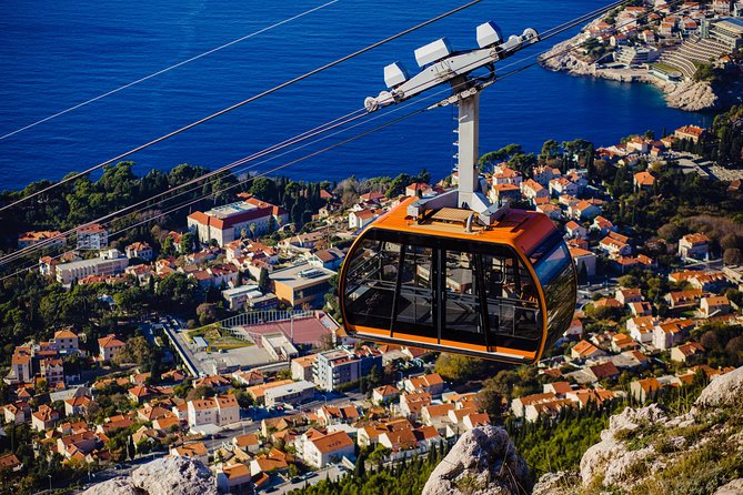 Dubrovnik Cable Car Ride, Old Town Walking Tour plus City Walls - City Walls Walk: Self-Guided Time on a 16th-Century Mindset