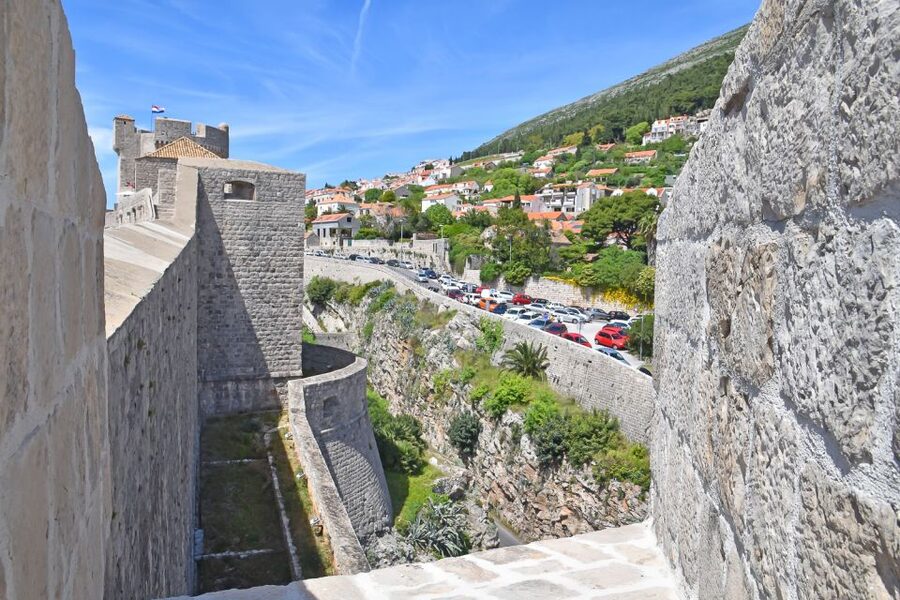 Dubrovnik: City Walls Early Morning or Sunset Walking Tour - Pile Gate and Stradun: you get the spine of the Old Town