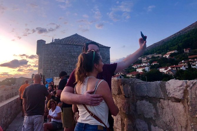 Dubrovnik City Walls Sunset Guided Tour - Poljana Mrtvo Zvono: a round fortress and sea risk