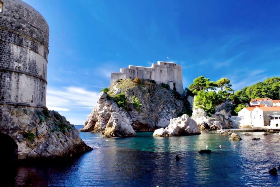 Dubrovnik: City Walls Tour for Early Birds & Sunset Chaser - How the Guide Adds Value (Not Just Facts)