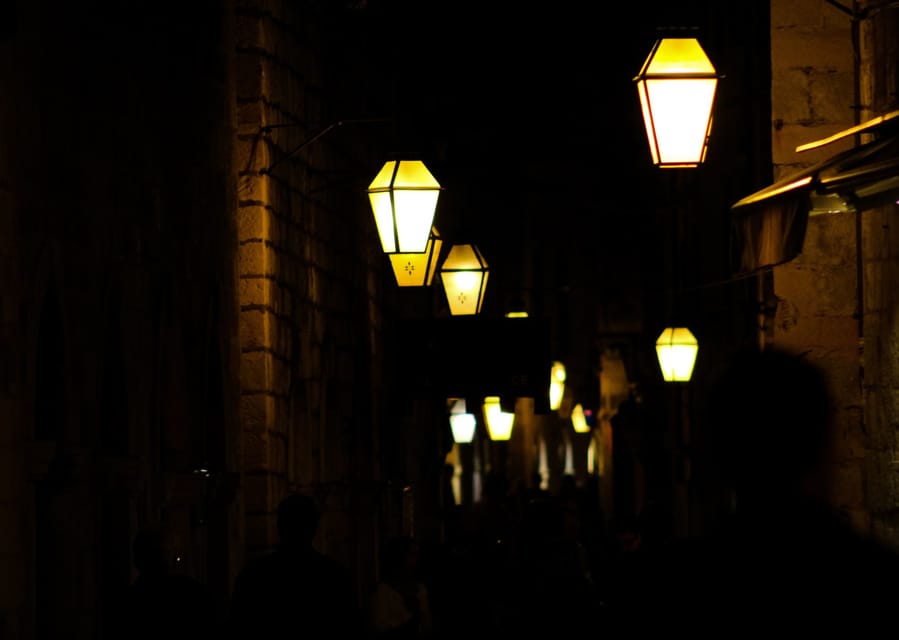 Dubrovnik: Dark tales of the Old Town - Back alleys and medieval night life, minus the tourist maze
