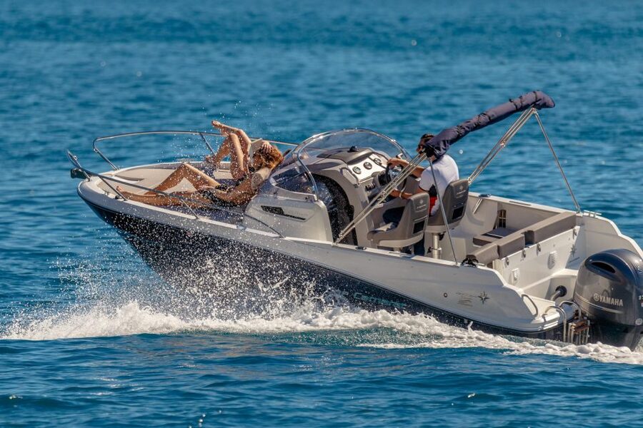 Dubrovnik: Elafiti Island Private Speedboat Tour - Hidden cave stop and snorkeling time that actually fits real bodies