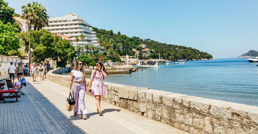 Dubrovnik: Elaphite Island Cruise w/ Drinks & Optional Lunch - Getting to the Islands: Boarding the RITA and Reading the Day