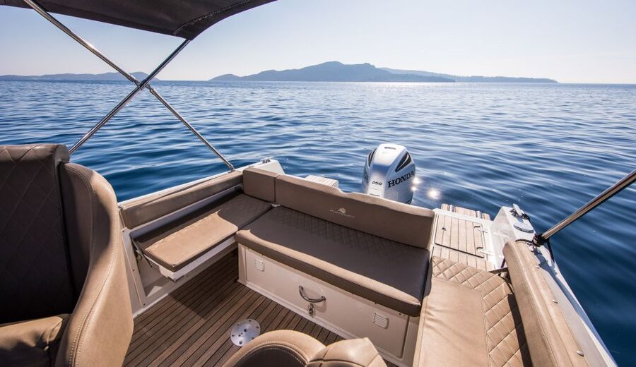 Dubrovnik: Elaphite Islands Private Speedboat Full-Day Tour - The hidden-bay stop on the way to Šipan