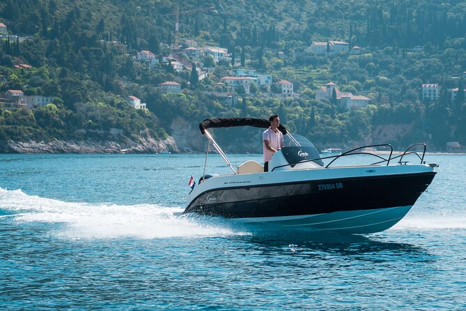 Dubrovnik: Elaphiti Islands 8 hours private tour with a speedboat - Private Elaphiti speedboat: what makes it different from a bus-and-boat day?