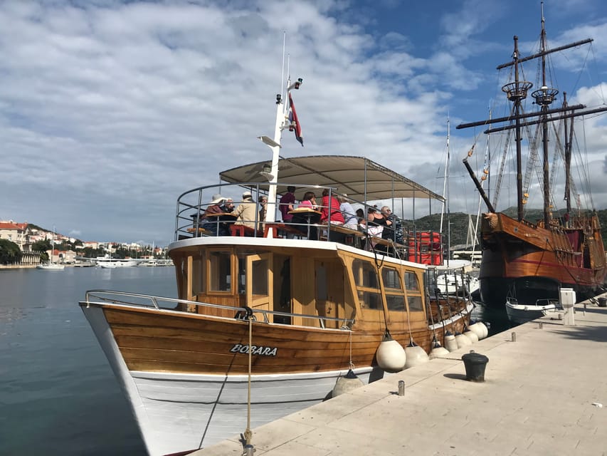 Dubrovnik: Elaphiti Islands Boat Cruise with Lunch & Drinks - Meeting at Lapadska Obala 5 and choosing the right boat