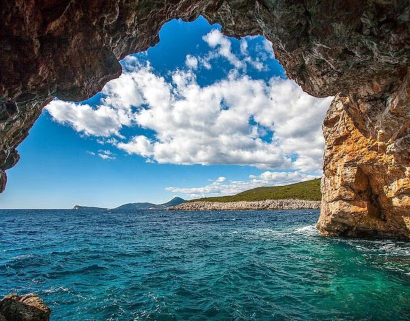 Dubrovnik: Elaphiti Islands Caves Snorkeling & Swimming Tour - Boat comfort and the small perks that keep the day enjoyable