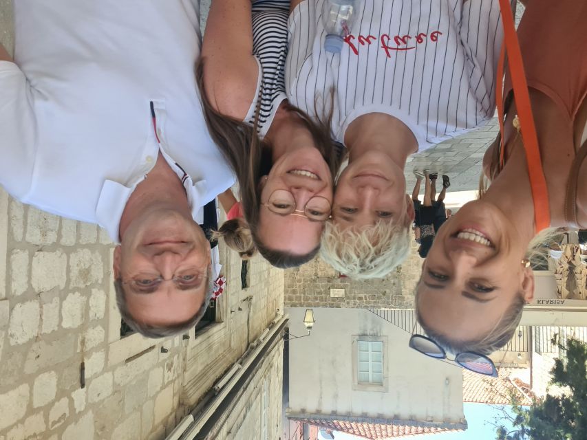 Dubrovnik: Explore Dubrovnik Old Town Walking Tour - History with context: from the 7th century onward