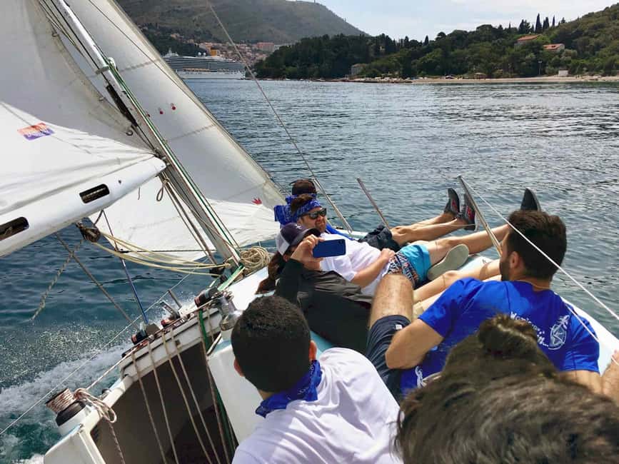 Dubrovnik- Full day sailing around Elafity islands&Blue cave - SUP and underwater accessories: included, so actually use them