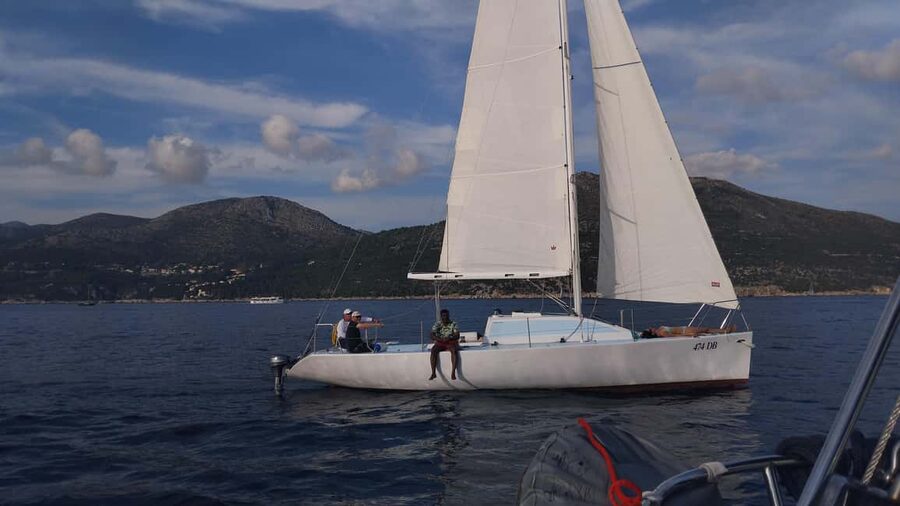 Dubrovnik- Full day sailing around Elafity islands&Blue cave - Finding the boat: your meeting point is simple