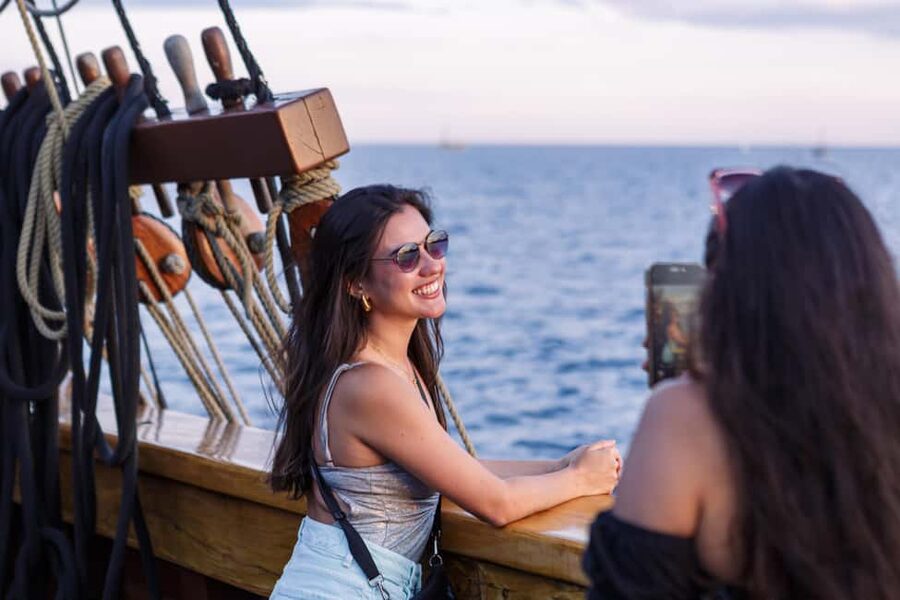 Dubrovnik: Galleon Sunset Cruise with a Live Guide & Drink - Price and value: why $58 can make sense in Dubrovnik
