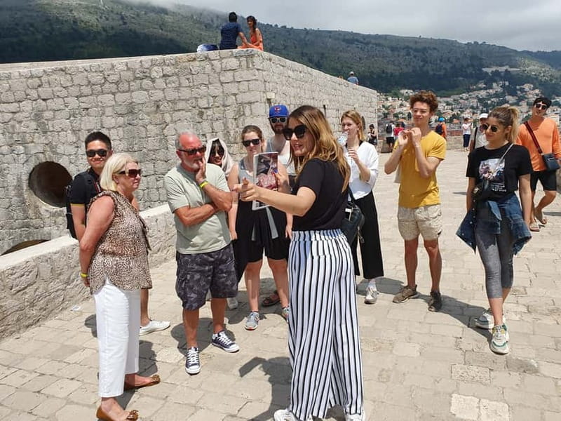 Dubrovnik: Game of Thrones And Iron Throne Walking Tour - Footwear, stairs, and the best timing for a 2-hour Old Town walk