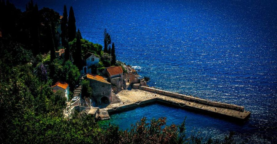 Dubrovnik: Game of Thrones Complete Tour - Red Keep and Lovrijenac Fort area: where photos feel cinematic