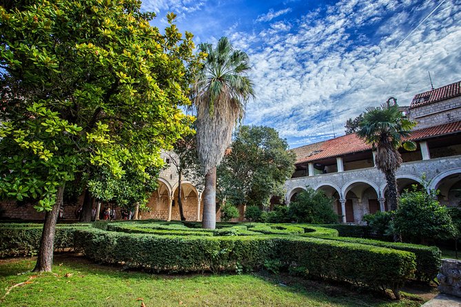 Dubrovnik Game of Thrones Full-Day Tour + Lokrum & Srđ - Trsteno Arboretum, Gardens That Make a Great Pause