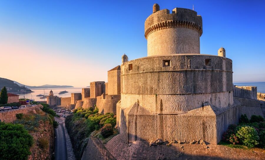 Dubrovnik: Game of Thrones Locations Private Tour - Fortress Lovrijenac entrance: why one stop changes your whole perspective